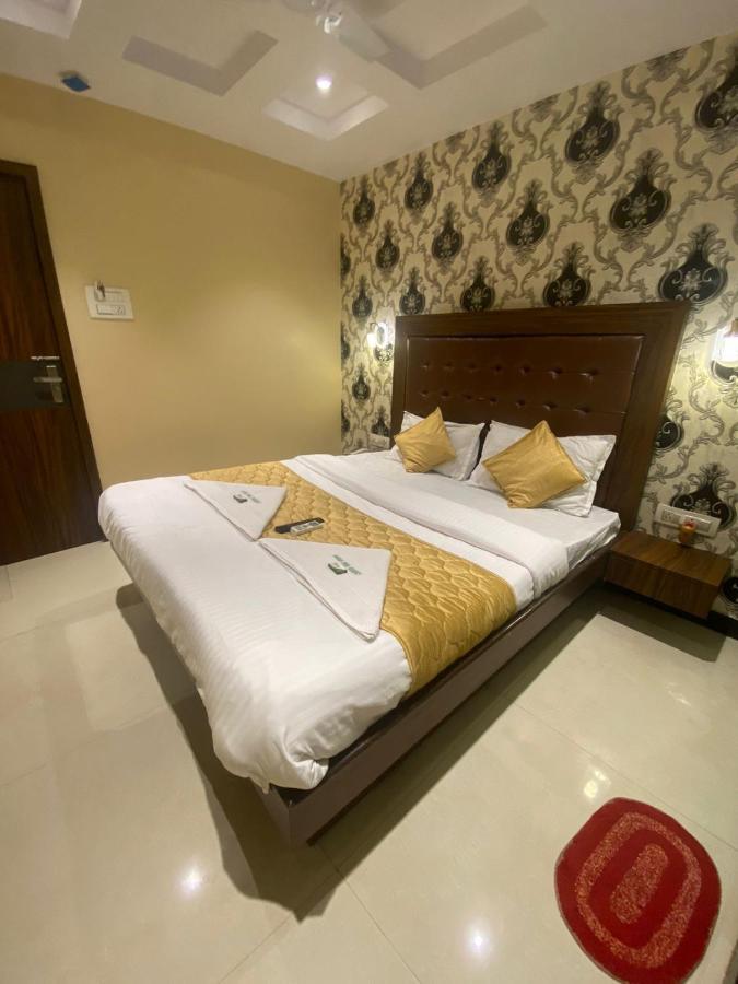 Garden Creek Residency - Near To Mumbai International Airport Otel Dış mekan fotoğraf