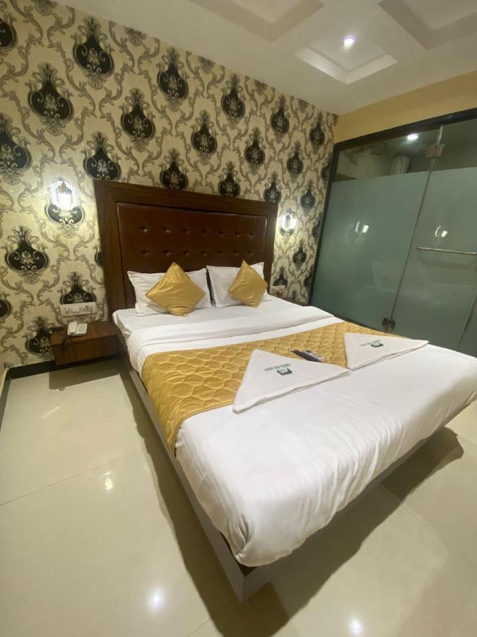 Garden Creek Residency - Near To Mumbai International Airport Otel Dış mekan fotoğraf