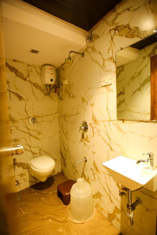 Garden Creek Residency - Near To Mumbai International Airport Otel Dış mekan fotoğraf